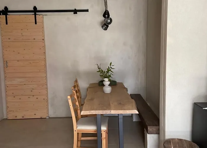 Villa Coralia's Beachfront Sea View