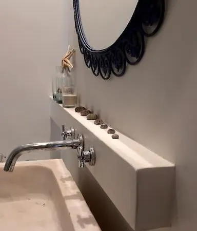 Βίλα Coralia's Beachfront Sea View Άγιοι Θεόδωροι