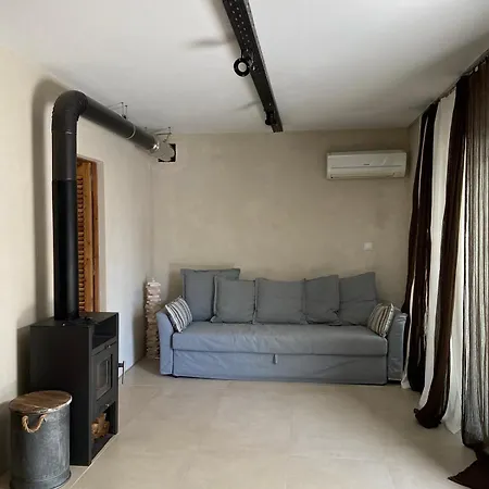 Coralia's Beachfront Sea View