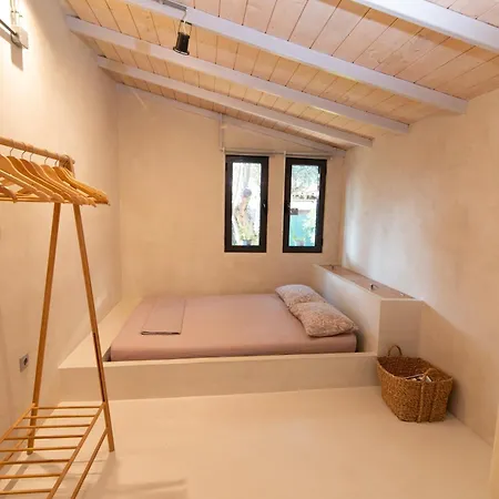 Βίλα Coralia's Beachfront Sea View *